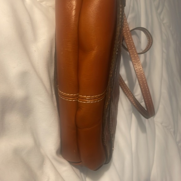 Patricia Nash tooled leather purse with removable strap dust bag included NEW - Picture 13 of 16